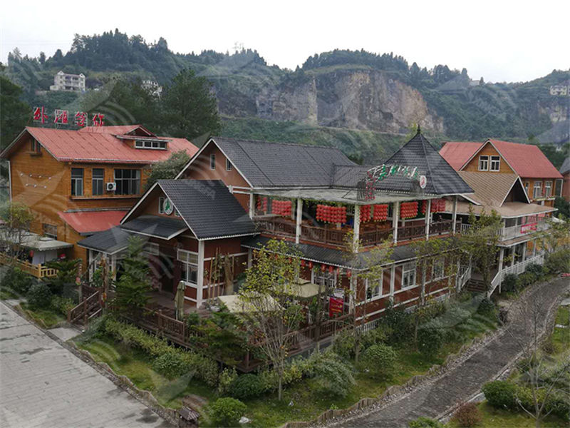 选择渭南合成树脂瓦，为南方屋顶雨季防水护航